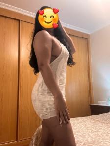 657886177: Chica busca chico en La Coruña