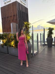 617338049: Chica busca chico en Málaga