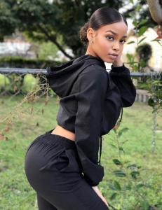 602060006: Chica busca chico en Guipúzcoa