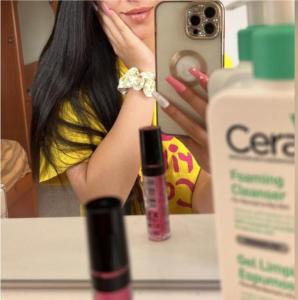 642559245: Chica busca chico en Lérida