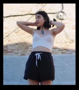 604460121: Chica busca chico en Sevilla