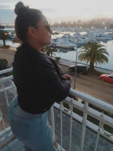 641714494: Chica busca chico en Cantabria