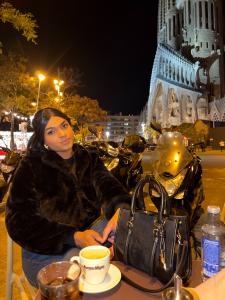 610188507: Travesti en Barcelona