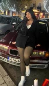 621487458: Chica busca chico en Madrid