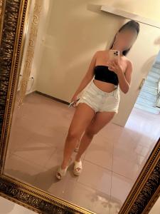 624071392: Chica busca chico en Sevilla