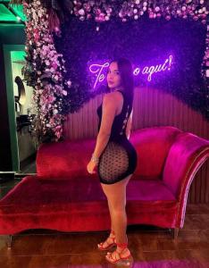 611244645: Chica busca chico en Barcelona