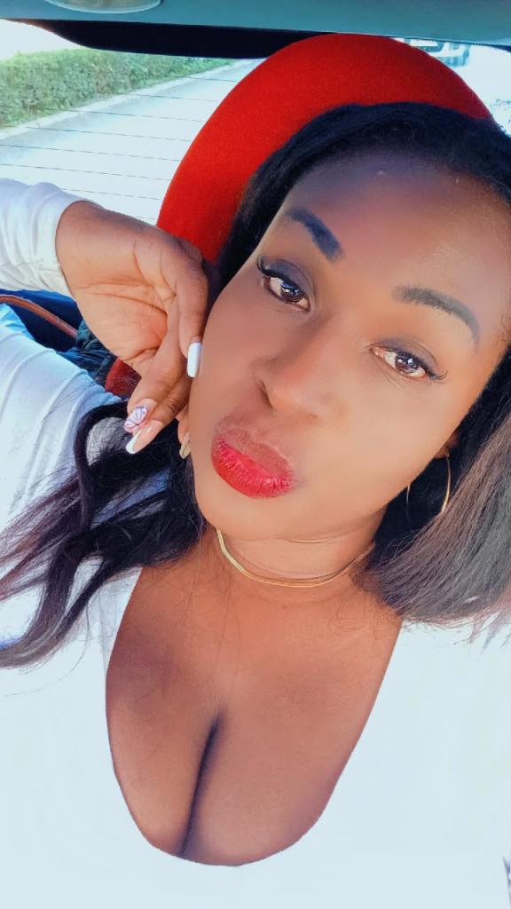 614094322: Chica busca chico en Mallorca