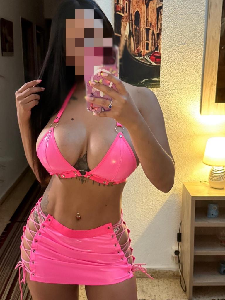 Chica busca chico en Granada: 