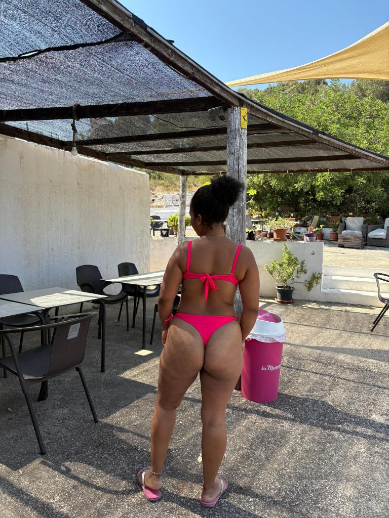 Chica busca chico en Alicante: 