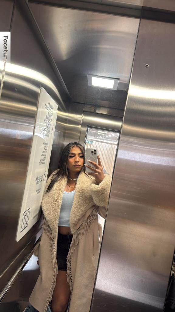 669076264: Transexual en Ibiza