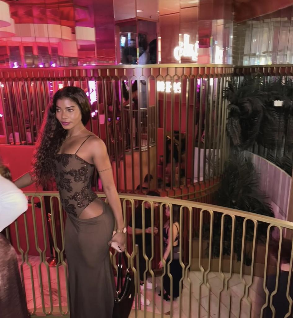 624863795: Chica busca chico en Valencia