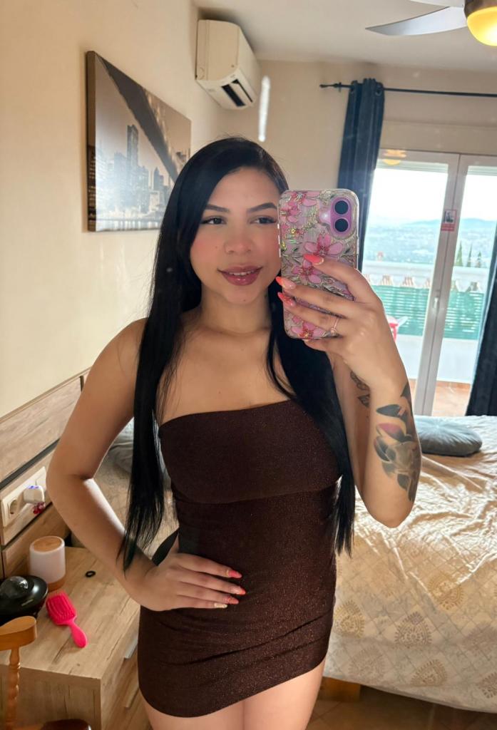 Chica busca chico en Almería: 