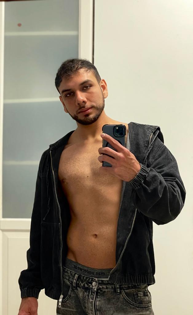 Chico busca chica en Málaga: 