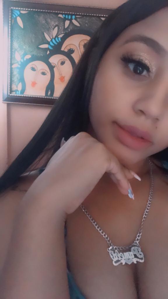 Chica busca chico en Sevilla: 