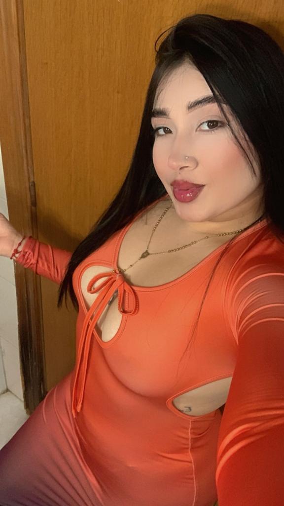 Chica busca chico en Granada: 