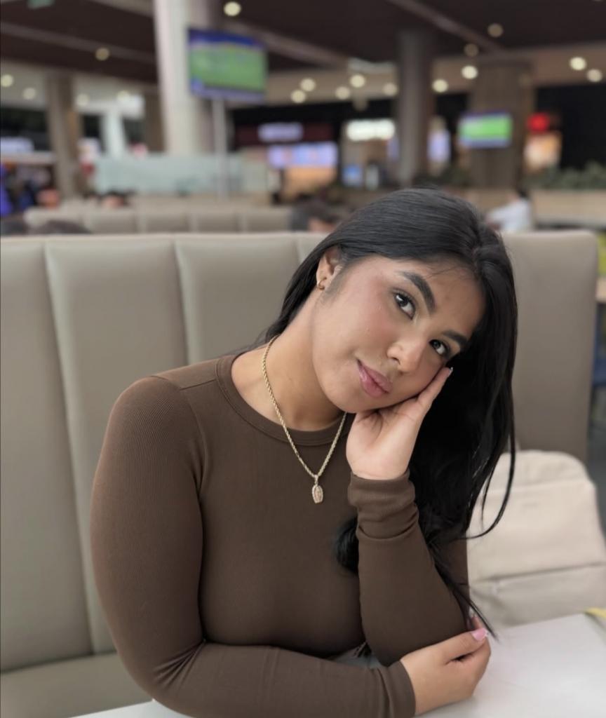 Chica busca chico en Cádiz: 