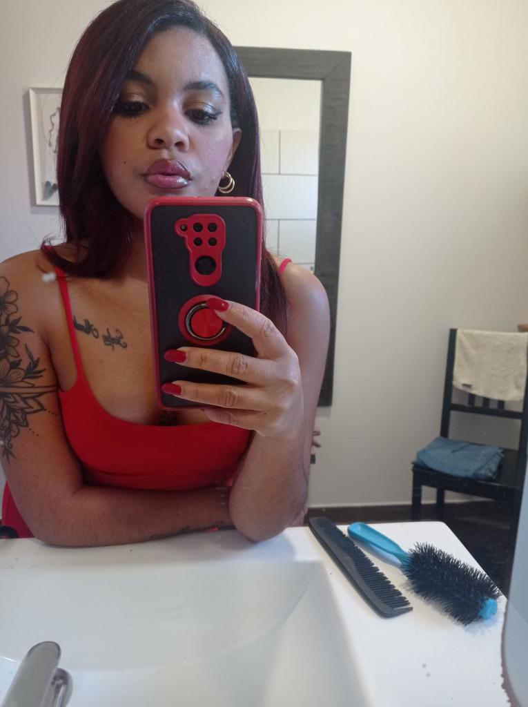 Chica busca chico en Tenerife: Chica busca chico