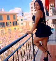 631501733: Chica busca chico en Barcelona