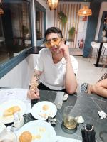 664855351: Chico busca chica en Málaga