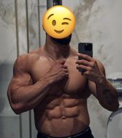 637908522: Chico busca chica en Málaga