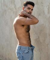 621335577: Chico busca chica en Barcelona