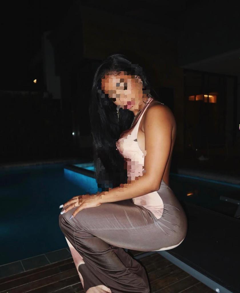 686049244: Chica busca chico en Las Palmas