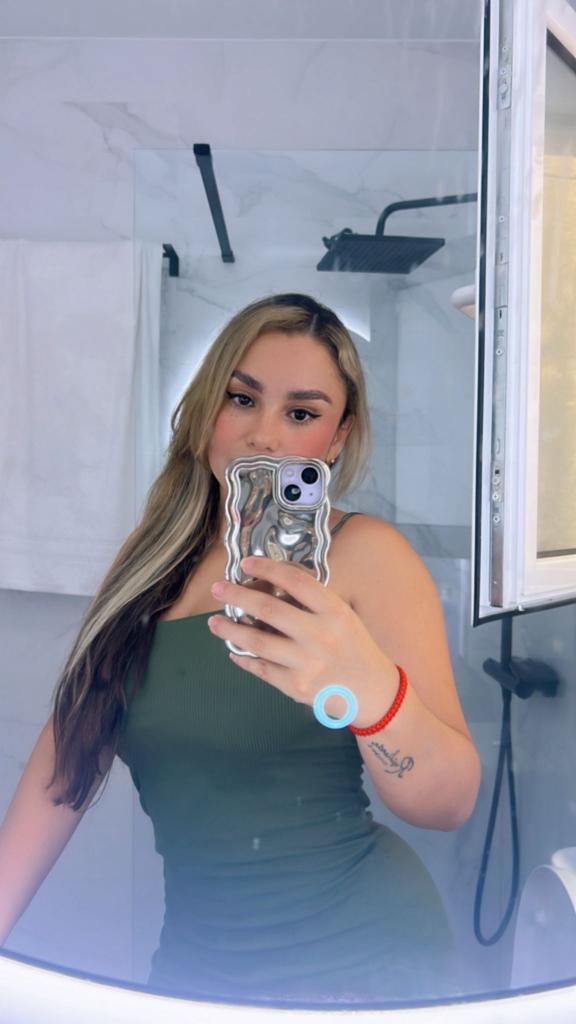 Chica busca chico en Barcelona: 