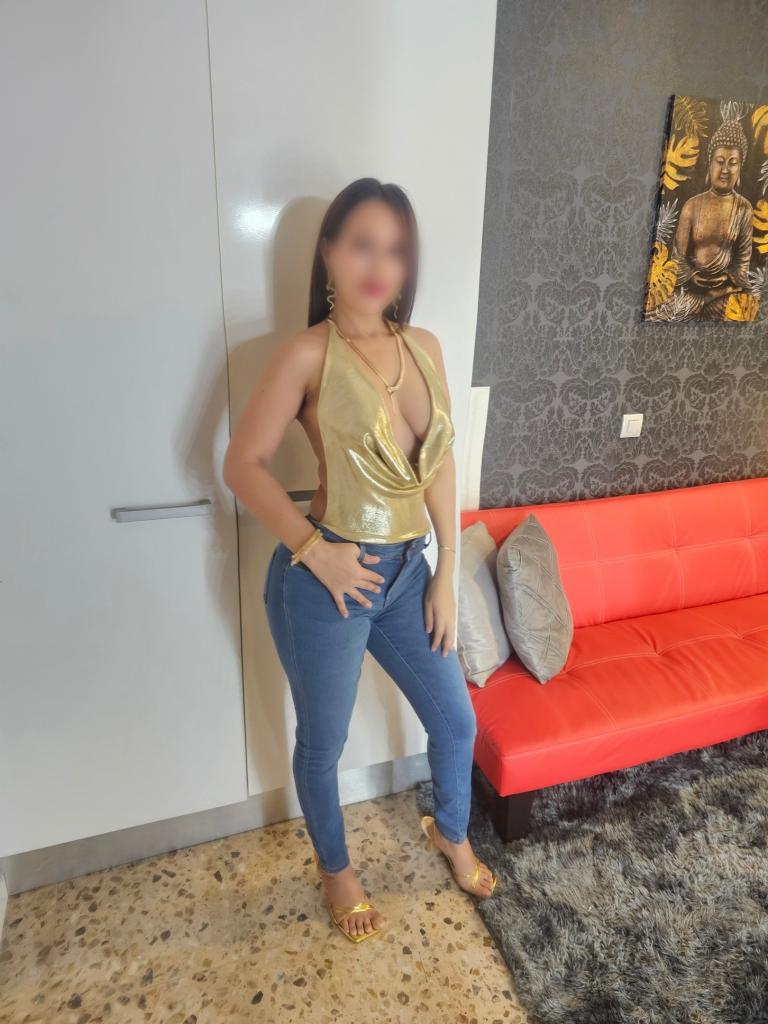 631849894: Chica busca chico en Huesca
