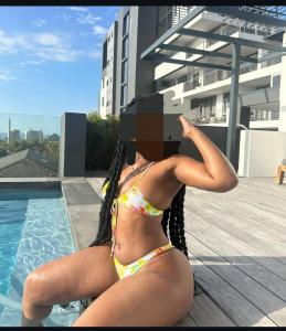 Chica busca chico en Cádiz: 