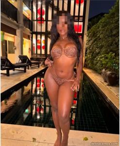 Chica busca chico en Cádiz: 