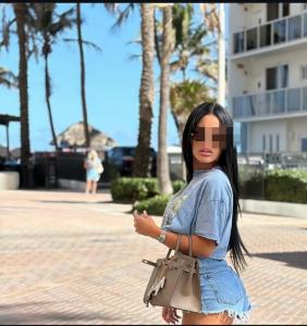 Chica busca chico en Almería: 