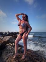 672964861: Chica busca chico en Málaga