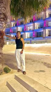Chico busca chica en Málaga: 