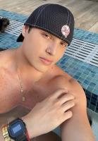 692972990: Chico busca chica en Valencia