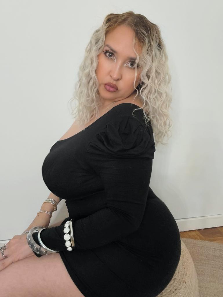 Chica busca chico en Murcia: 