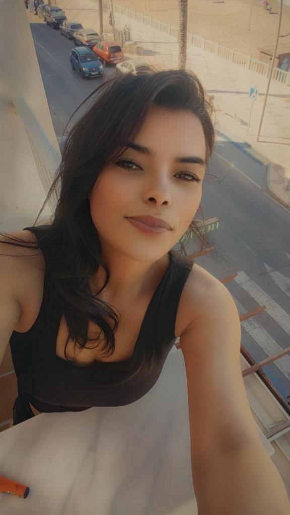 614387953: Chica busca chico en Alicante