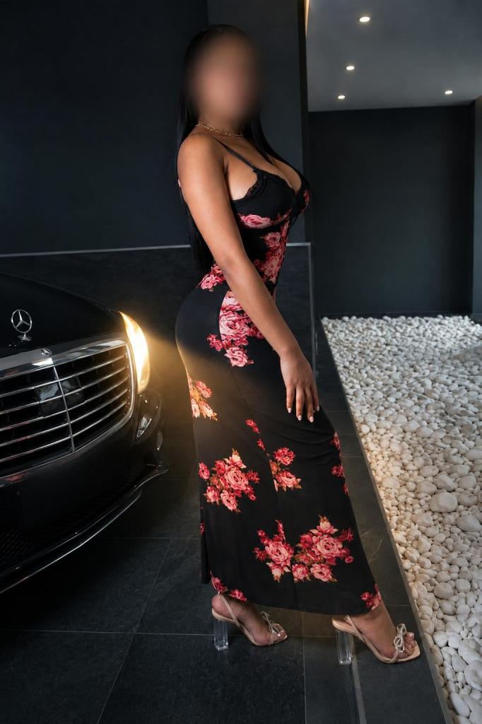 631969303: Chica busca chico en Valencia