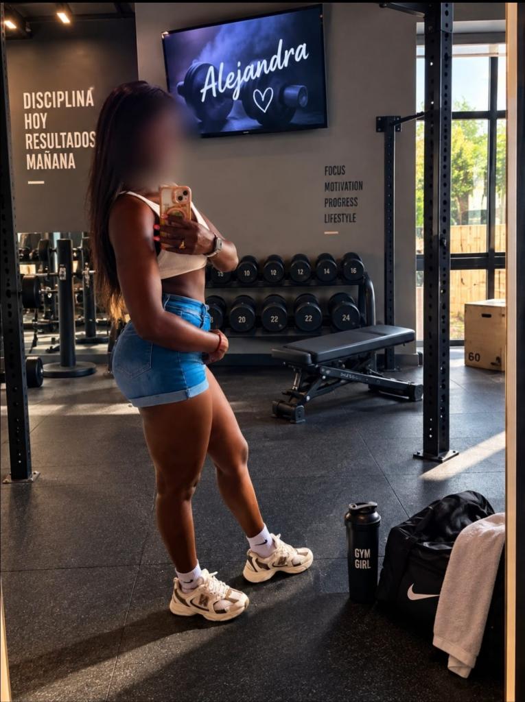 663432575: Chica busca chico en Badajoz