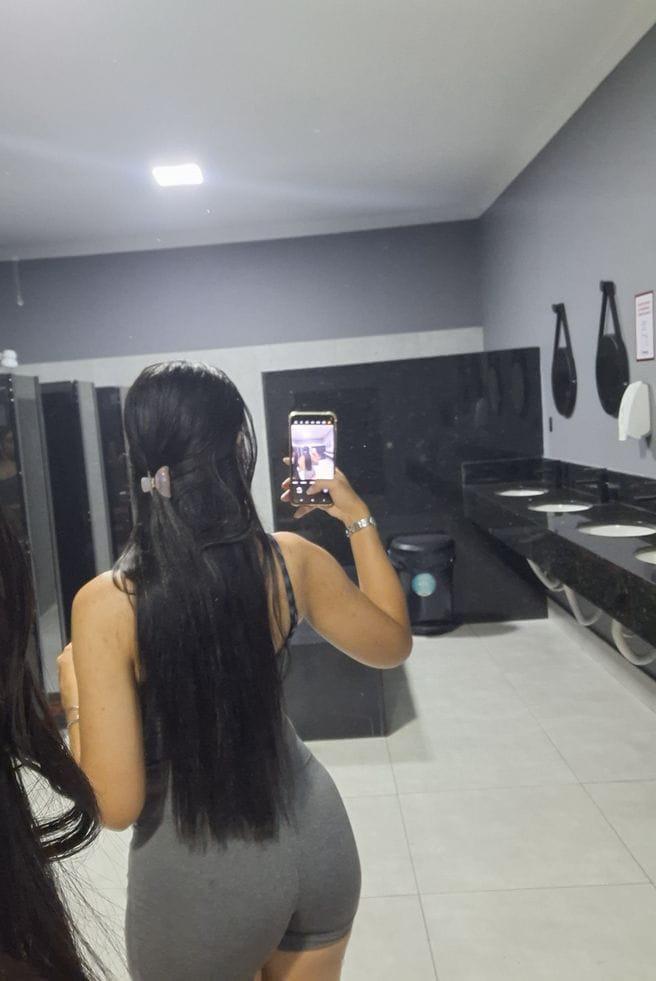 653911468: Chica busca chico en Barcelona