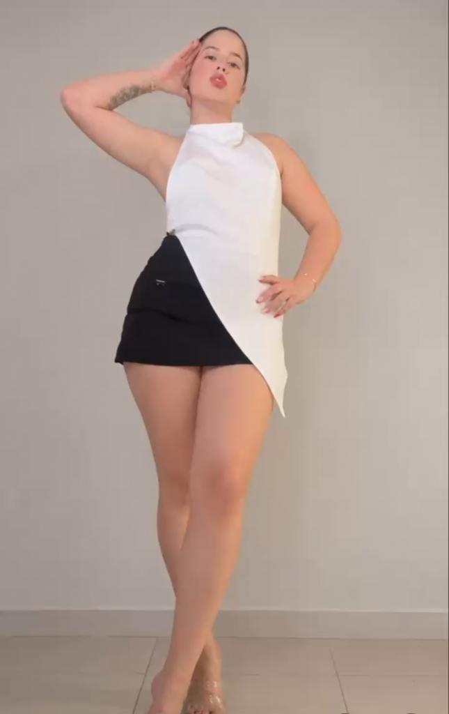 Chica busca chico en Barcelona: 