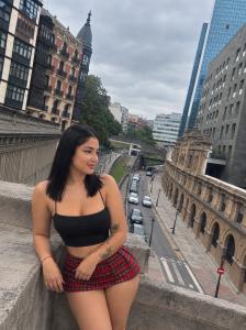 658208227: Chica busca chico en Pontevedra