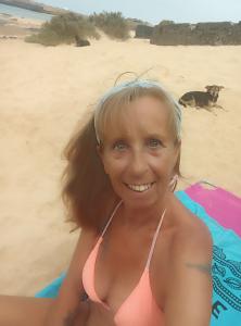 691784345: Chica busca chico en Las Palmas
