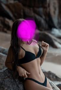 614231087: Chica busca chico en La Coruña