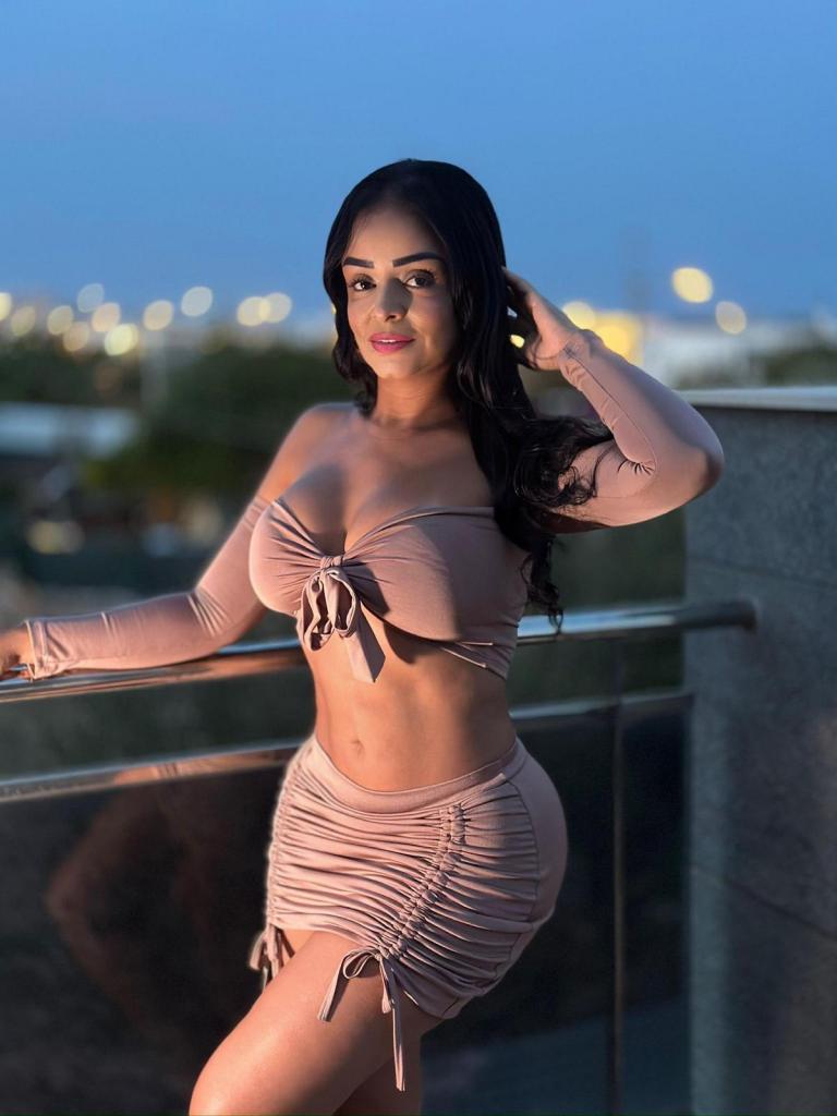Chica busca chico en Valencia: Chica busca chico