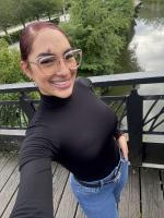613436381: Chica busca chico en Madrid
