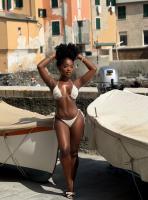 613745711: Chica busca chico en Alicante