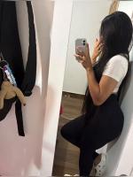 653911468: Chica busca chico en Barcelona