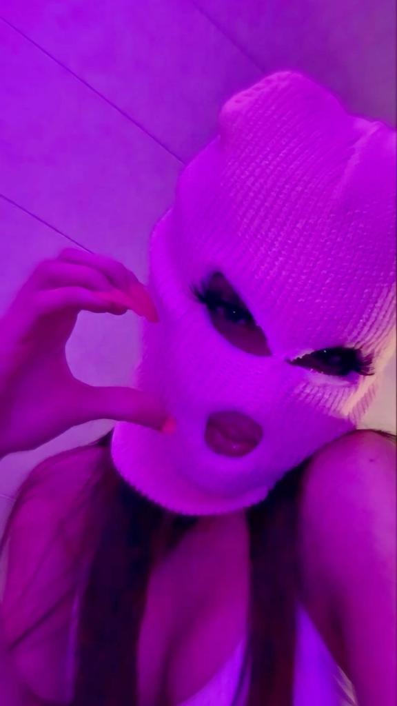 Chica busca chico en Cádiz: 