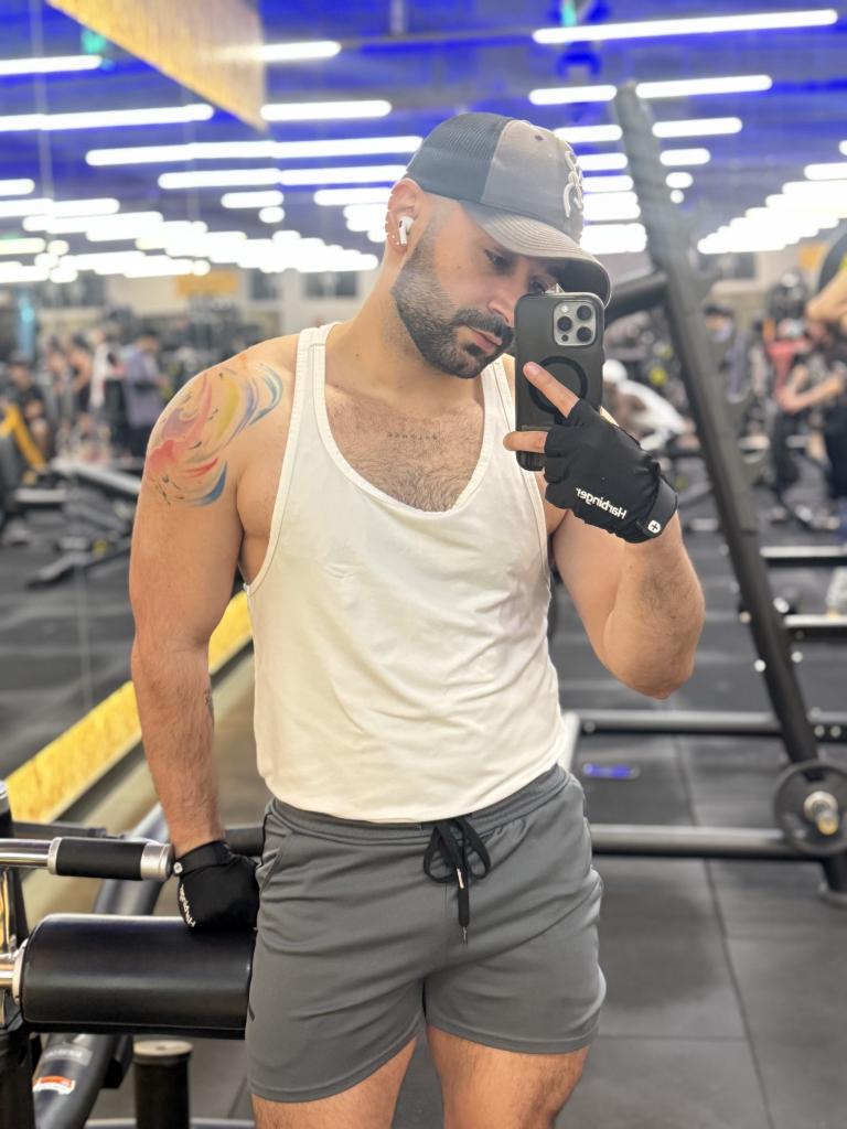 639937507: Chico busca chica en Madrid