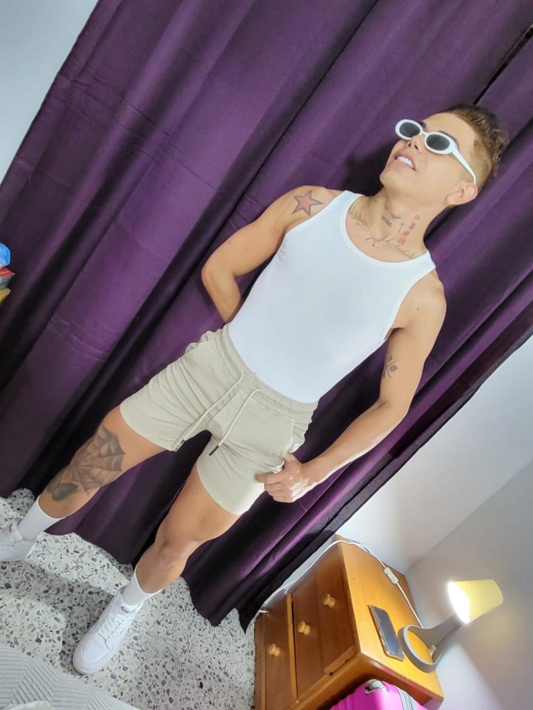 Chico busca chica en Las Palmas: 